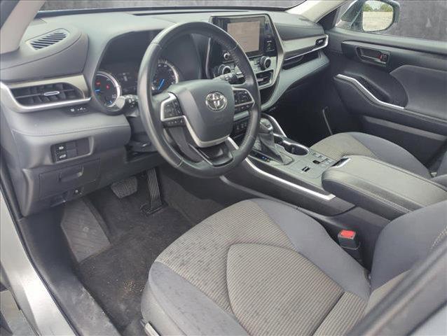 used 2023 Toyota Highlander Hybrid car, priced at $36,177