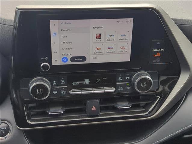used 2023 Toyota Highlander Hybrid car, priced at $36,177
