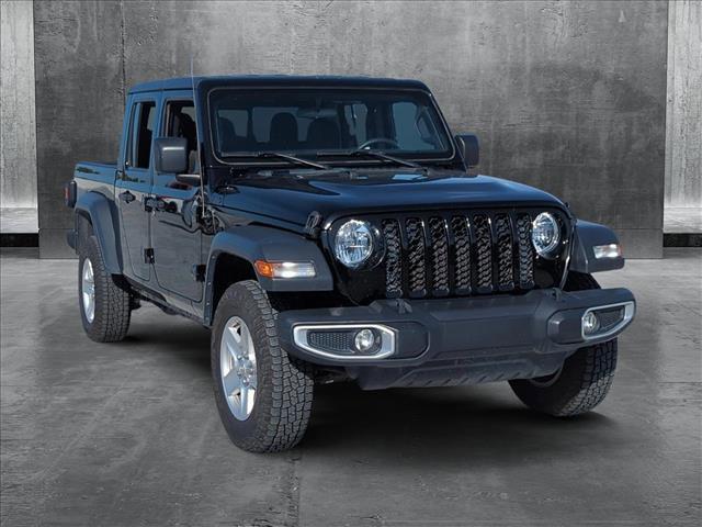 used 2023 Jeep Gladiator car, priced at $28,418