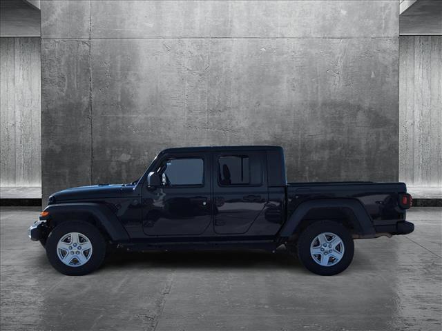 used 2023 Jeep Gladiator car, priced at $28,418