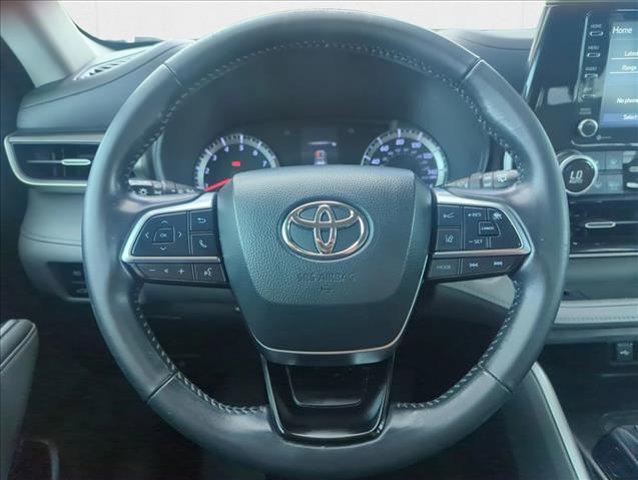 used 2021 Toyota Highlander car, priced at $26,952