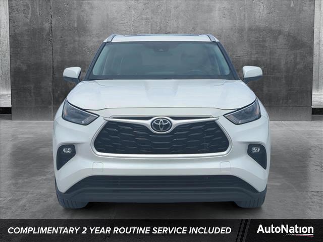 used 2024 Toyota Highlander car, priced at $41,502