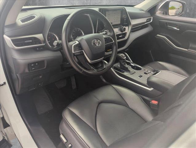 used 2024 Toyota Highlander car, priced at $41,502