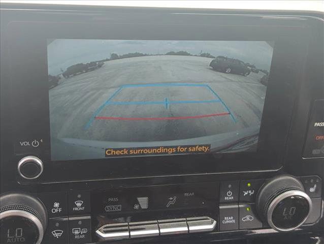used 2024 Toyota Highlander car, priced at $41,502