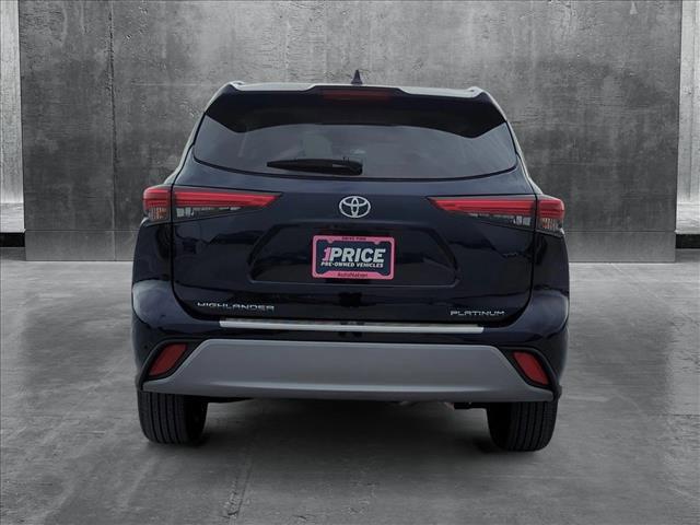 used 2021 Toyota Highlander car, priced at $41,995