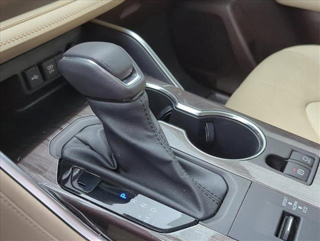 used 2021 Toyota Highlander car, priced at $41,995