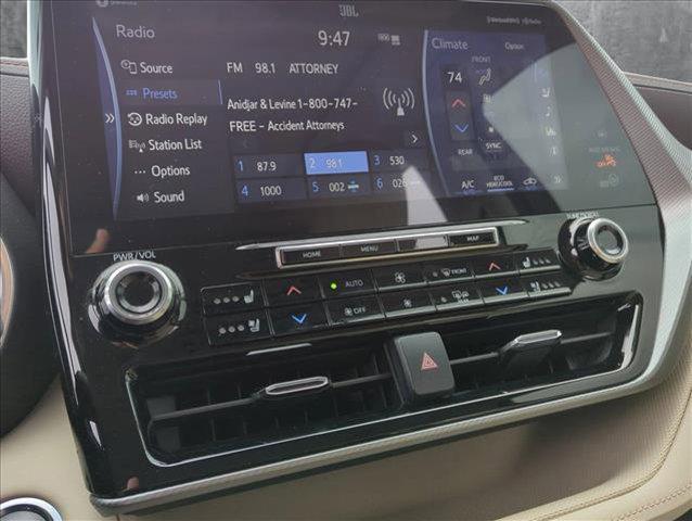 used 2021 Toyota Highlander car, priced at $41,995