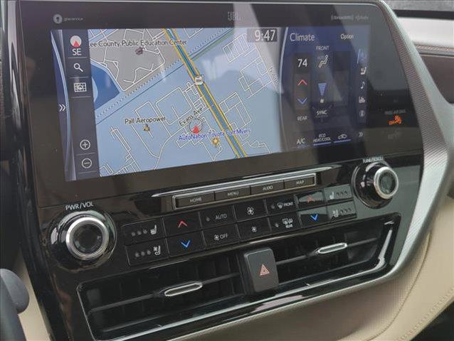 used 2021 Toyota Highlander car, priced at $41,995