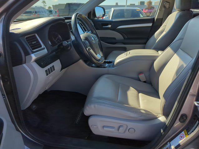 used 2018 Toyota Highlander car, priced at $24,992