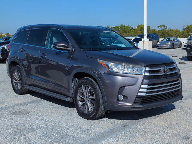 used 2018 Toyota Highlander car, priced at $24,992