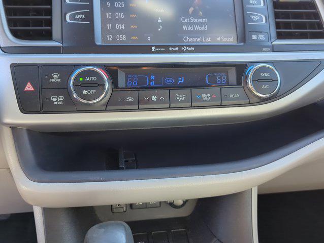 used 2018 Toyota Highlander car, priced at $24,992