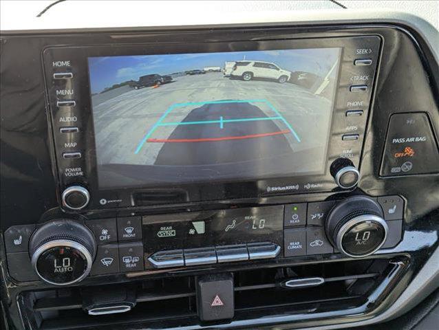 used 2021 Toyota Highlander car, priced at $29,518