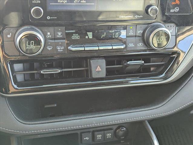 used 2021 Toyota Highlander car, priced at $29,518