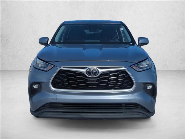 used 2020 Toyota Highlander car, priced at $24,907