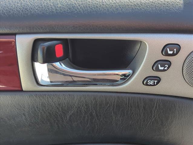 used 2005 Lexus ES 330 car, priced at $6,999