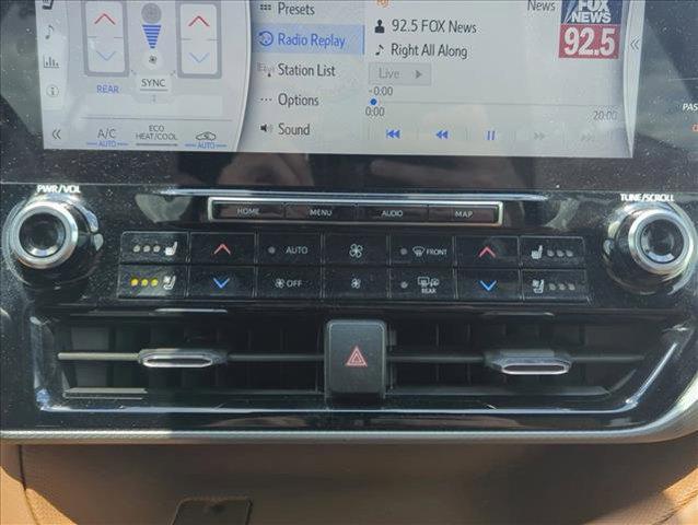 used 2021 Toyota Highlander car, priced at $35,995