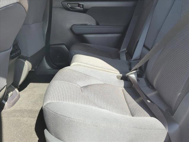 new 2025 Toyota Highlander car, priced at $42,733