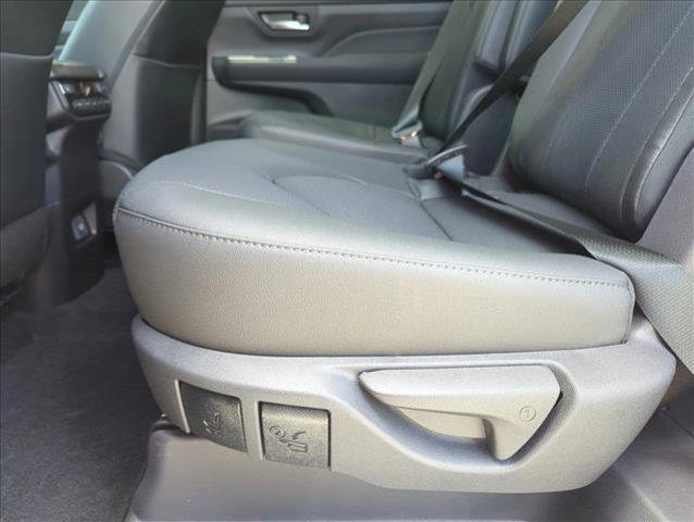 new 2025 Toyota Grand Highlander car, priced at $53,654