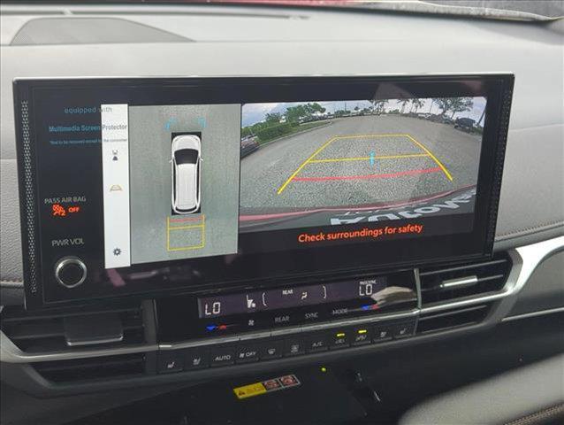 new 2025 Toyota Sienna car, priced at $60,186