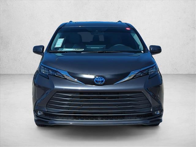 new 2025 Toyota Sienna car, priced at $48,047
