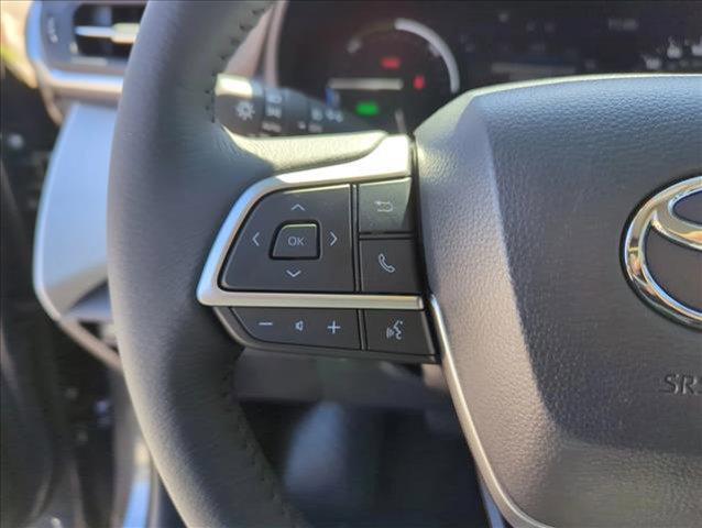 new 2025 Toyota Sienna car, priced at $48,047