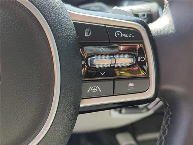 used 2022 Kia Sorento Plug-In Hybrid car, priced at $33,061