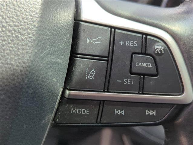 used 2022 Toyota Highlander car, priced at $33,275