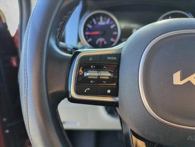 used 2022 Kia Carnival car, priced at $33,396