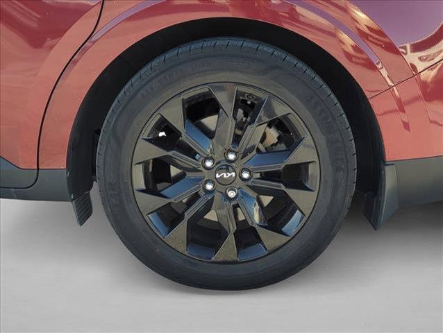 used 2022 Kia Carnival car, priced at $33,396