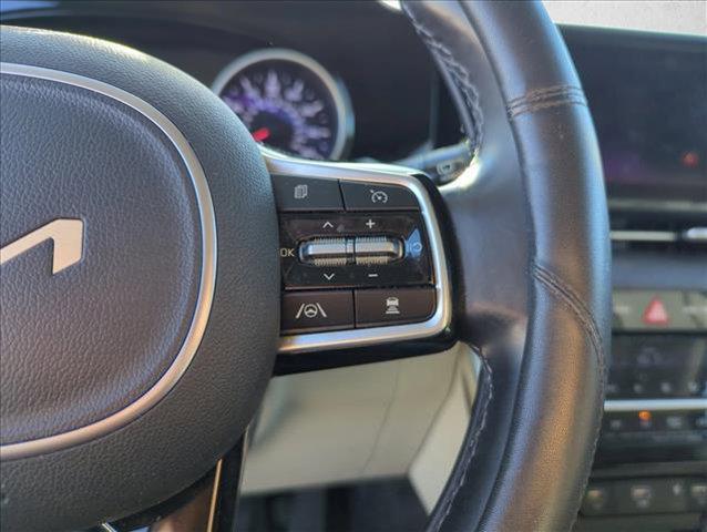 used 2022 Kia Carnival car, priced at $33,396