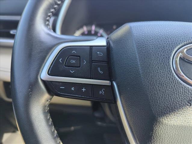 used 2023 Toyota Highlander car, priced at $33,998