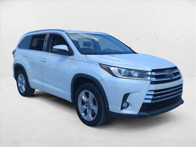 used 2018 Toyota Highlander car, priced at $24,498