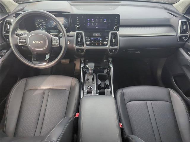 used 2023 Kia Sorento car, priced at $32,656