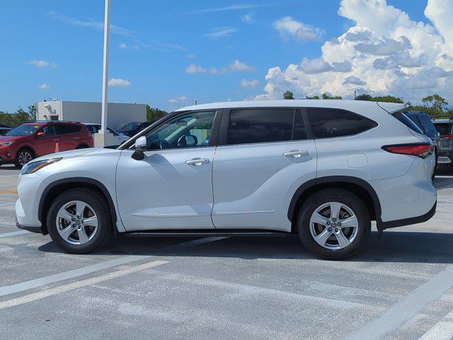 used 2023 Toyota Highlander car, priced at $33,598