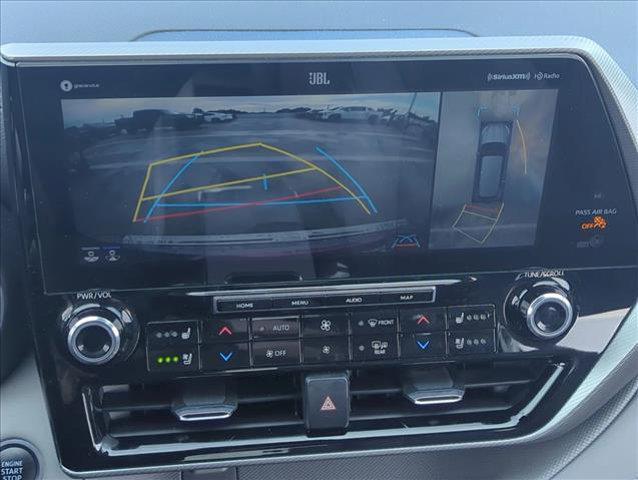 used 2021 Toyota Highlander car, priced at $32,898