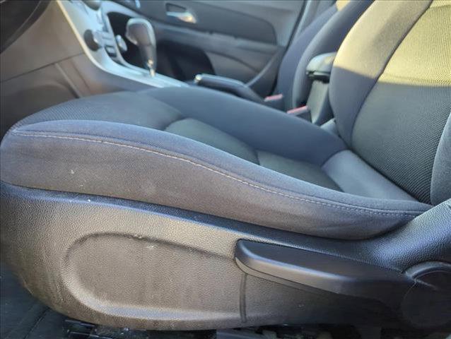 used 2015 Chevrolet Cruze car, priced at $7,989