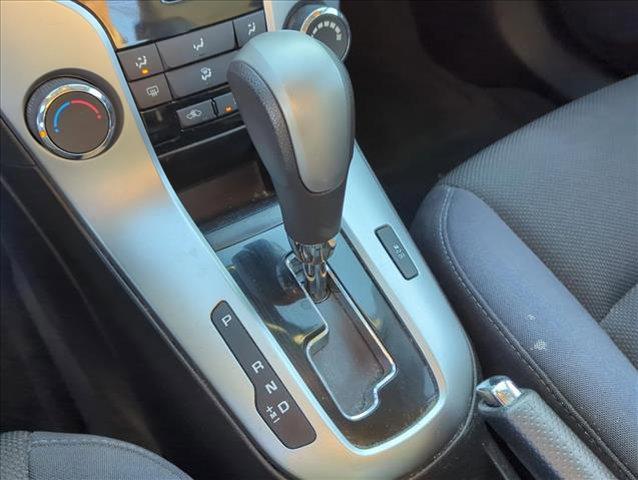 used 2015 Chevrolet Cruze car, priced at $7,989