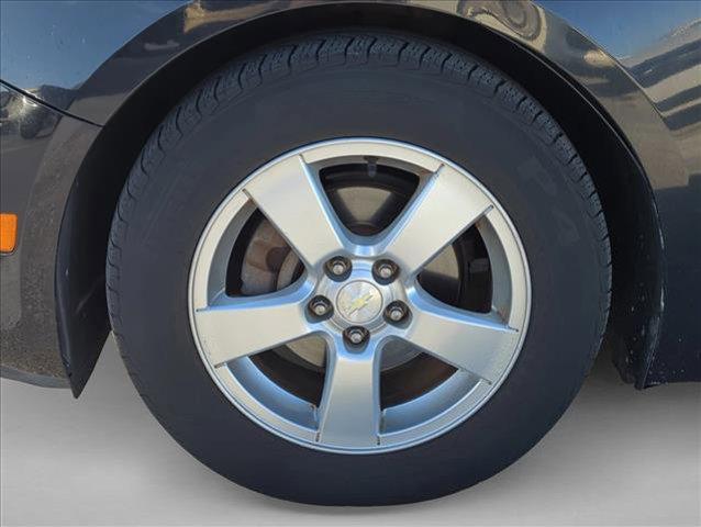 used 2015 Chevrolet Cruze car, priced at $7,989