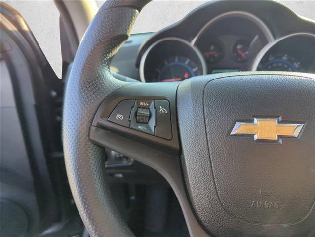 used 2015 Chevrolet Cruze car, priced at $7,989