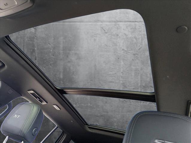 used 2025 Buick Enclave car, priced at $47,862