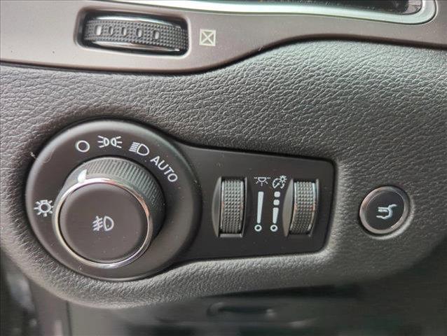 used 2019 Jeep Cherokee car, priced at $14,498