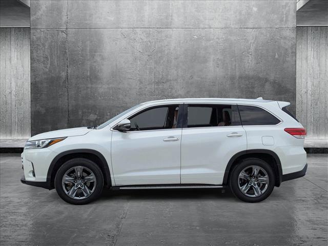 used 2018 Toyota Highlander car, priced at $26,352