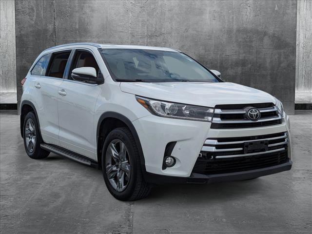 used 2018 Toyota Highlander car, priced at $26,352