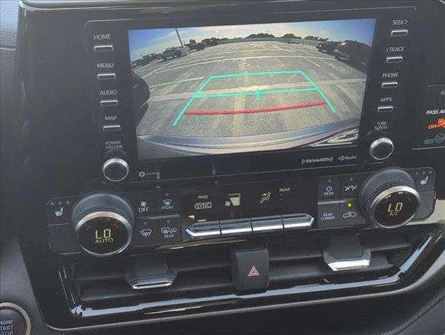 used 2020 Toyota Highlander car, priced at $23,998