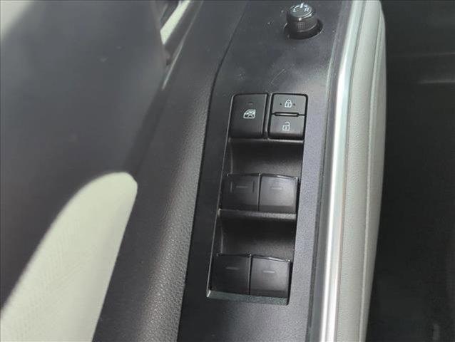 used 2024 Toyota Highlander car, priced at $37,498