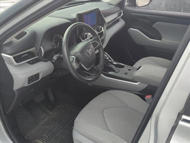 used 2024 Toyota Highlander car, priced at $37,498
