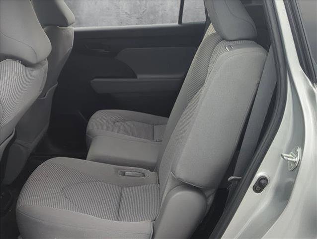 used 2024 Toyota Highlander car, priced at $37,498