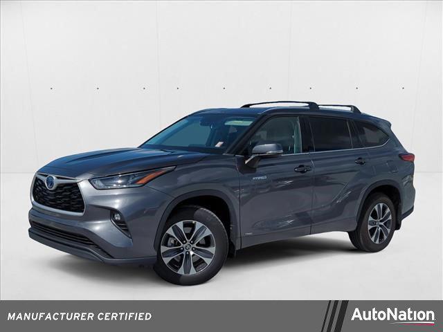 used 2021 Toyota Highlander Hybrid car, priced at $35,499
