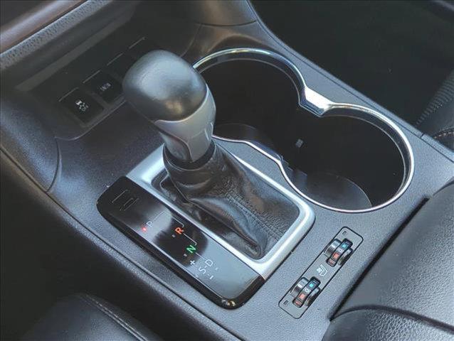 used 2019 Toyota Highlander car, priced at $26,428