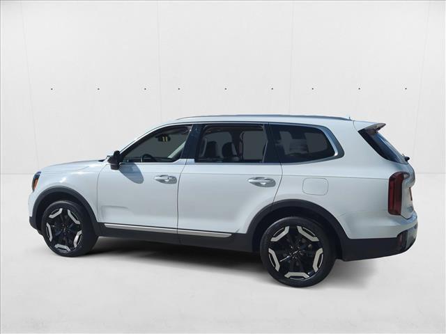 used 2024 Kia Telluride car, priced at $31,998